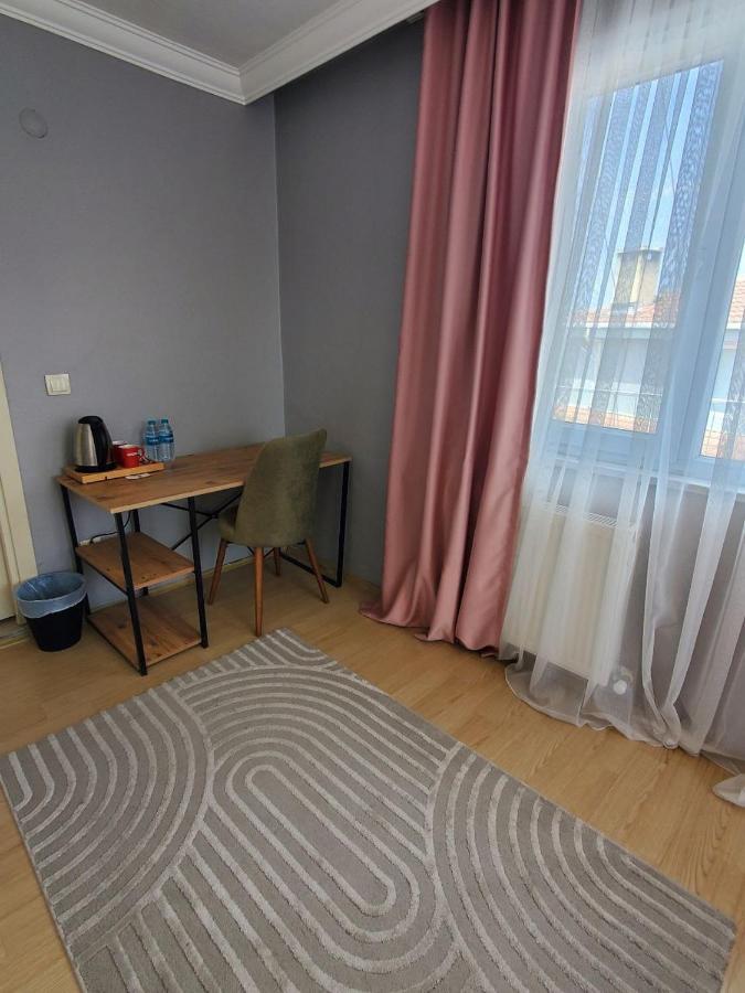 5 Mins To Airport Private Villa Room Estambul Exterior foto